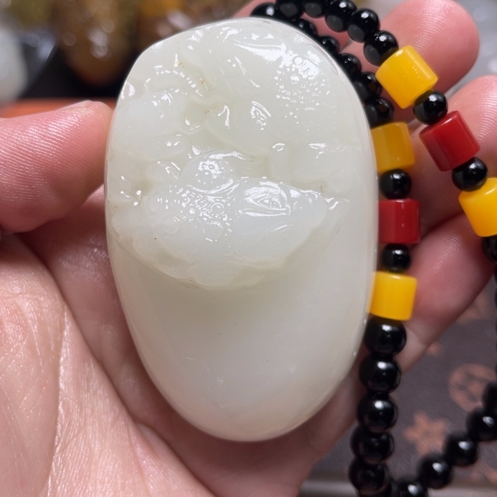 石材天然方解石手把件不退换