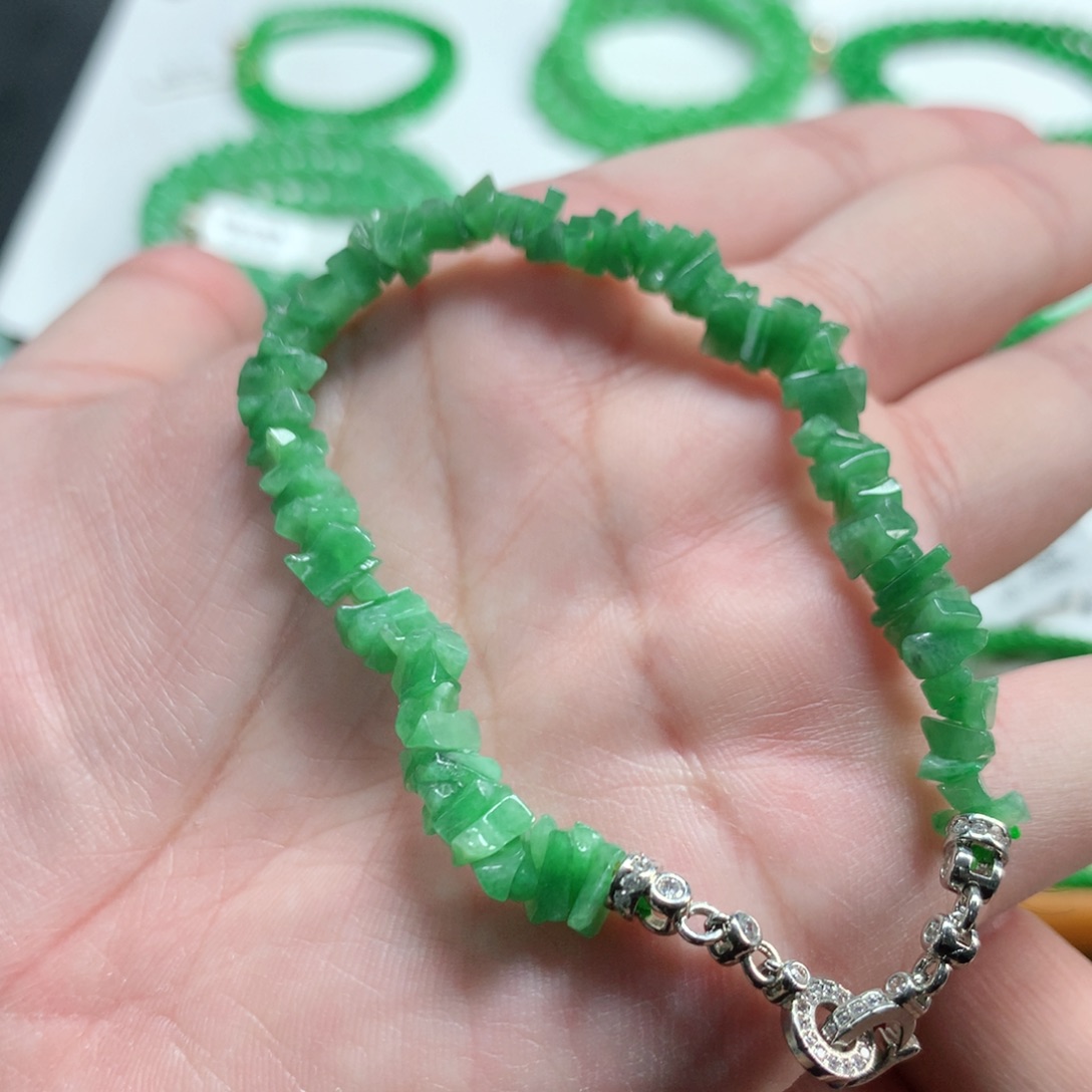 翡翠未镶嵌手链翡翠