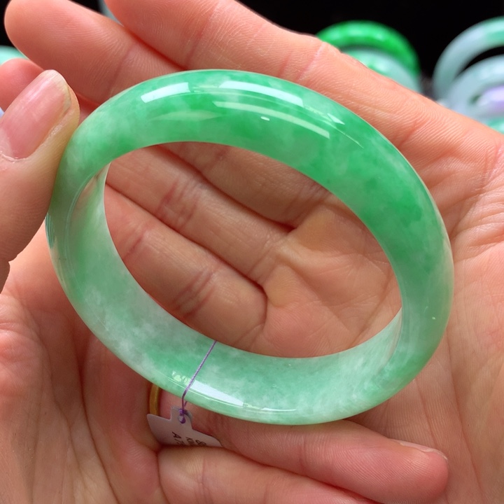 【闪购商品】翡翠手镯未镶嵌?天然翡翠手镯
