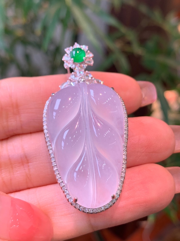 18k金镶嵌天然翡翠树叶