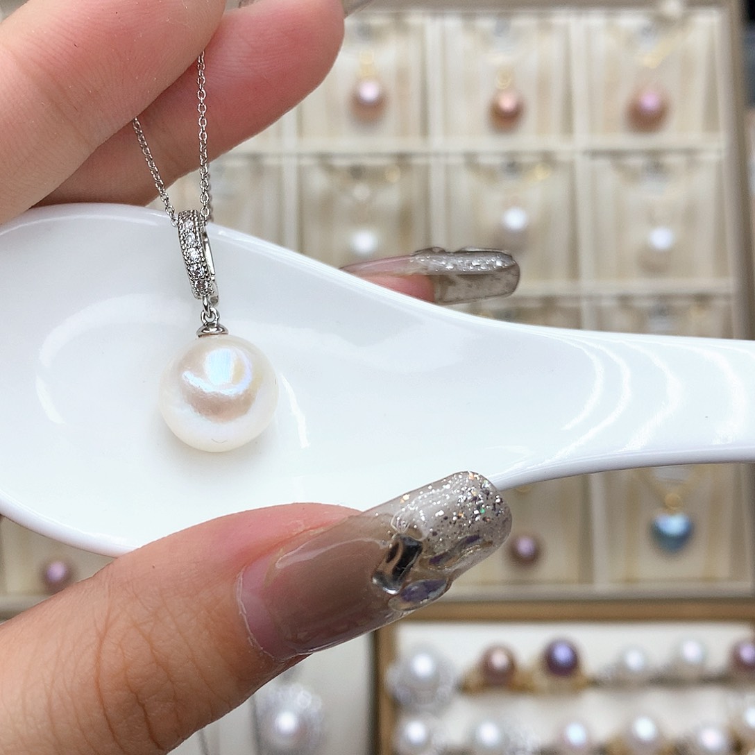 淡水珍珠合金颈饰