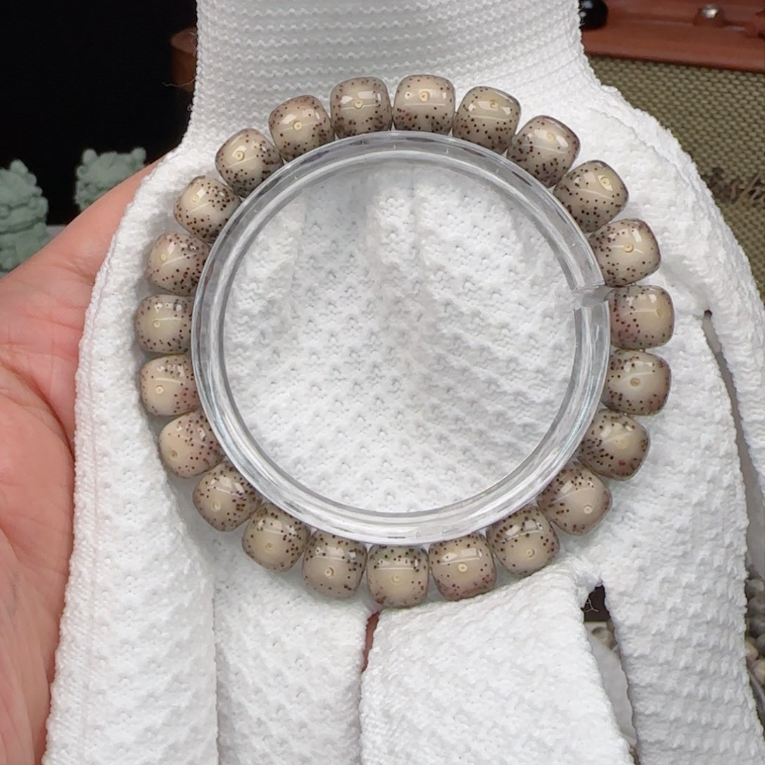 星月菩提手串果冻大眼睛针尖星10*9
