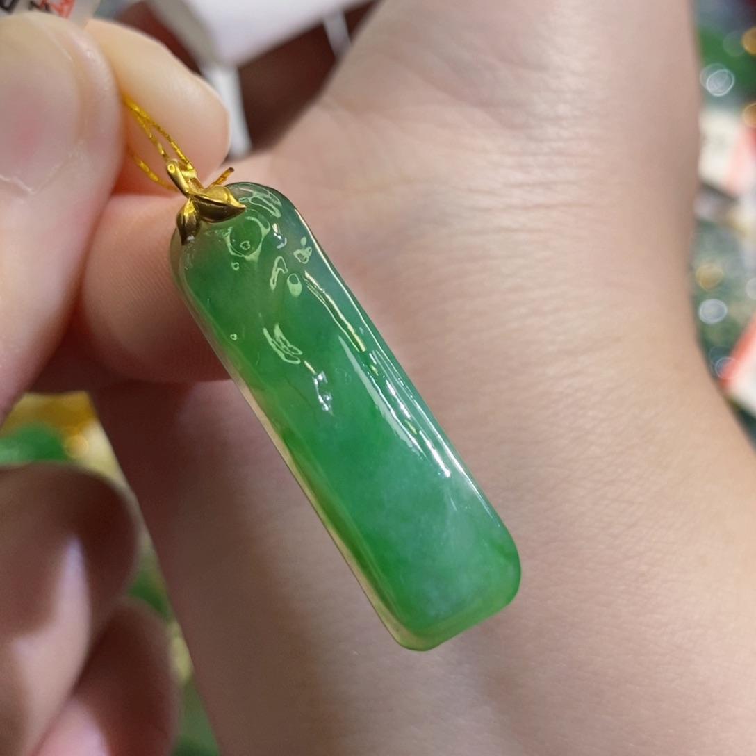 【闪购商品】翡翠吊坠(不含链)未镶嵌329