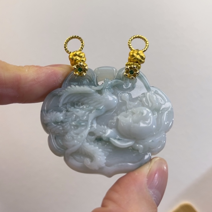 翡翠吊坠(赠链)未镶嵌代编织