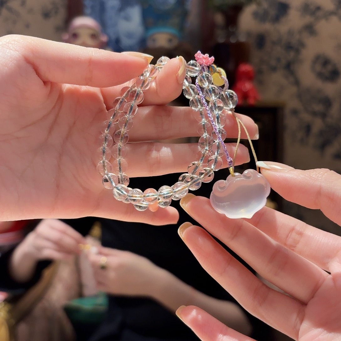 水晶手串未镶嵌挂件