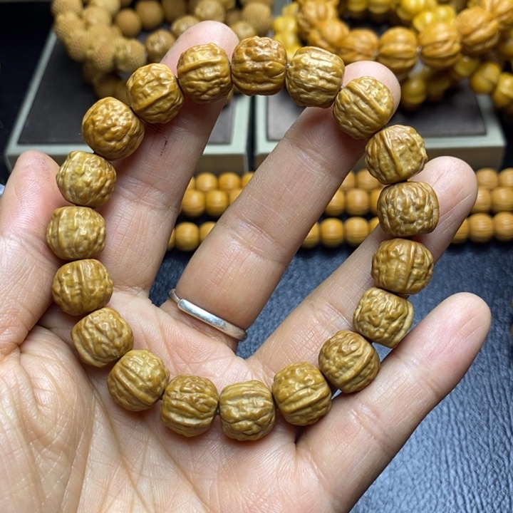 猴头核桃手串猴头草