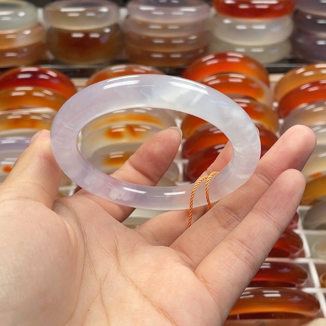 玛瑙/玉髓手镯未镶嵌好**启