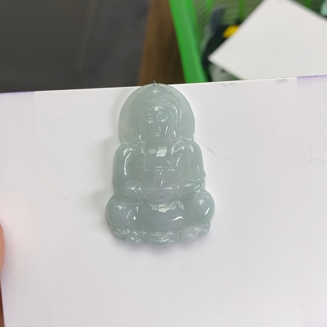 翡翠颈饰未镶嵌观音