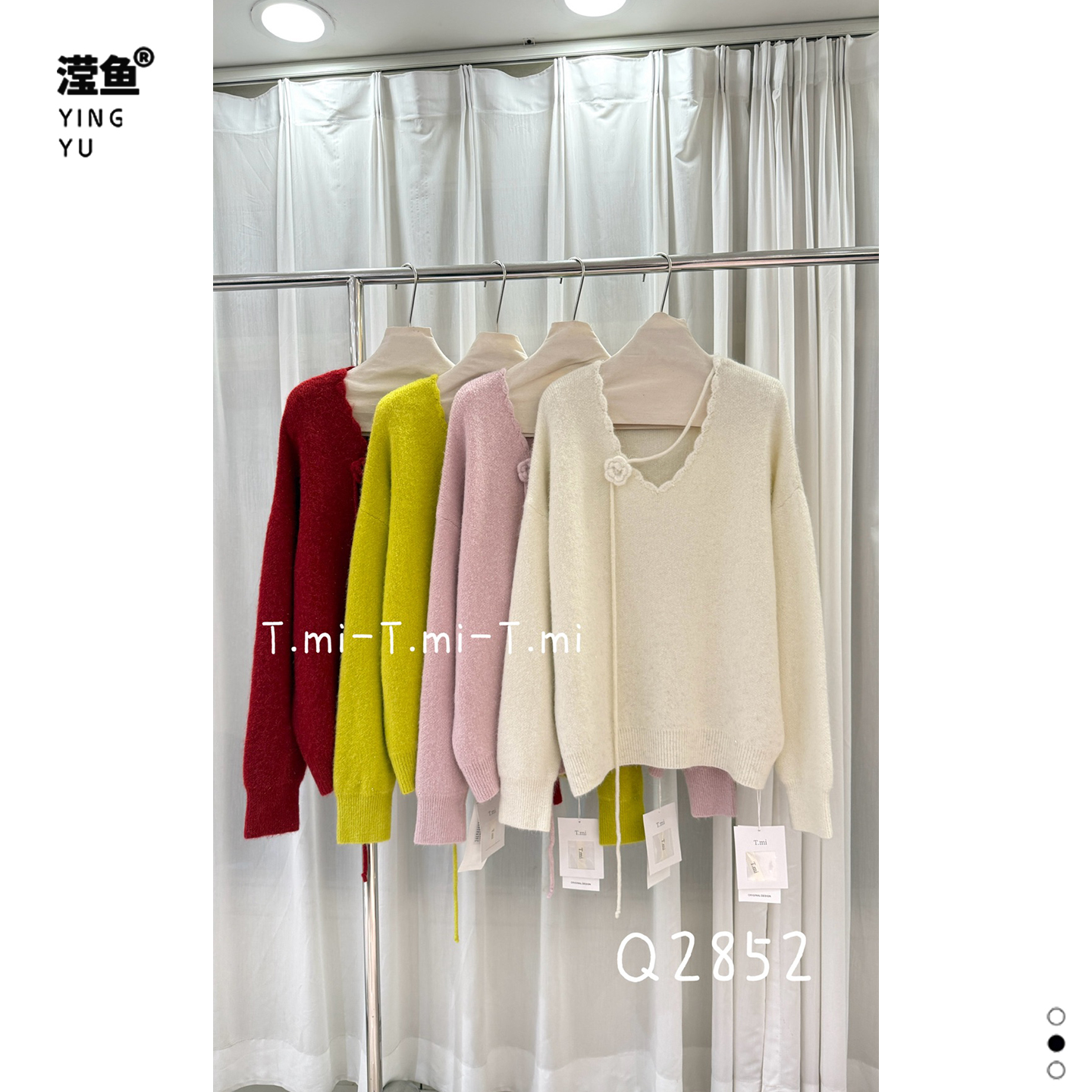 TMI Q2852大码花朵花朵飘带针织衫慵懒风洋气V领女设计感显瘦毛衣