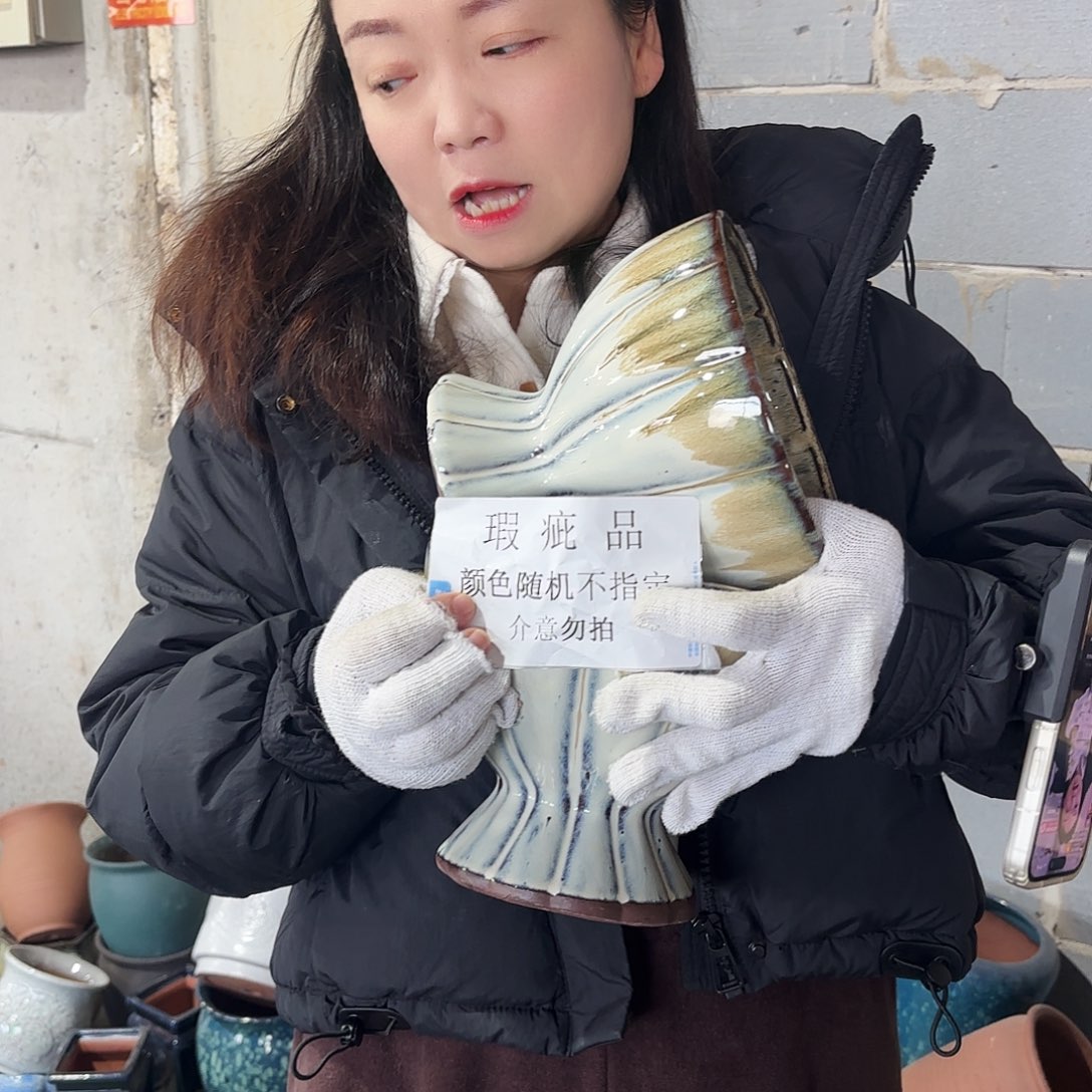 瑕疵两个高18/20红陶