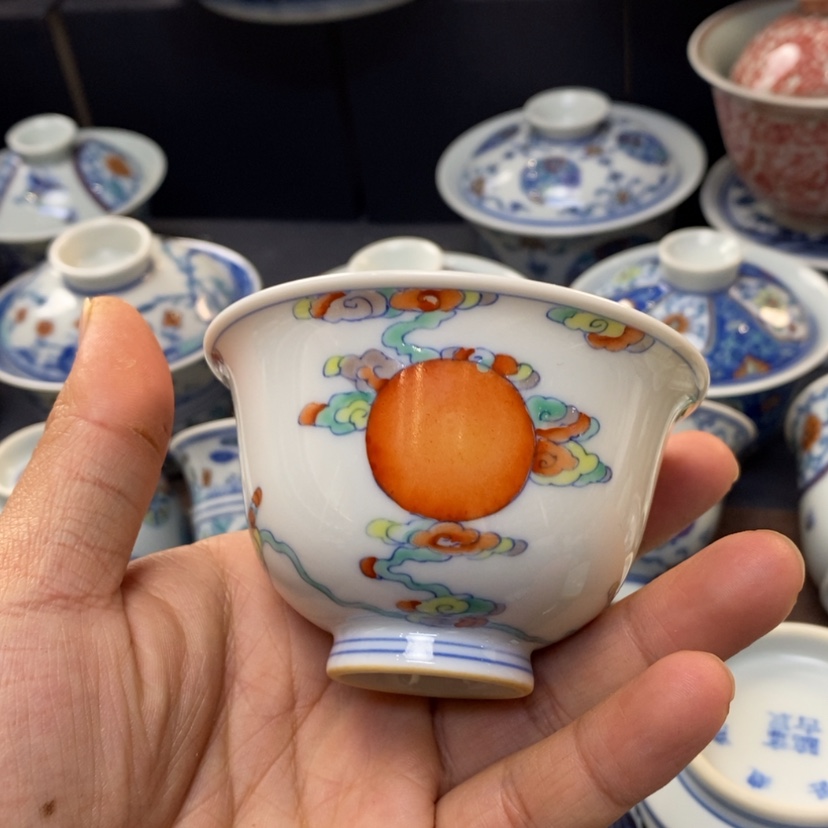 【闪购商品】景德镇青花斗彩主人杯