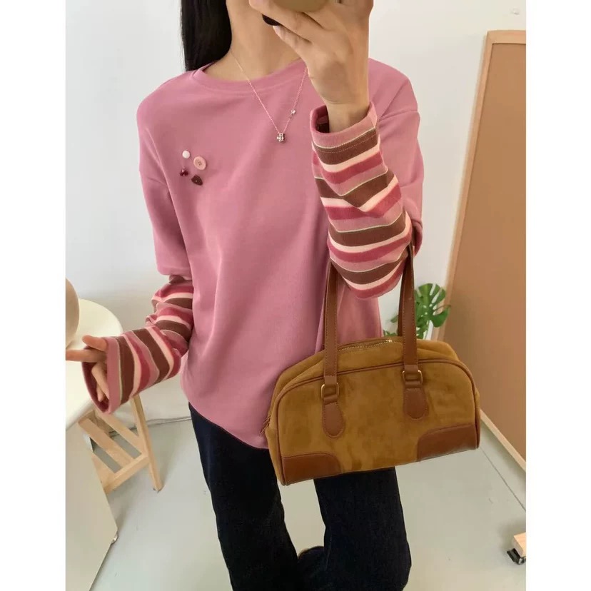 超好看玫粉色条纹假两件T恤女设计感长袖圆领彩扣休闲上衣打底衫
