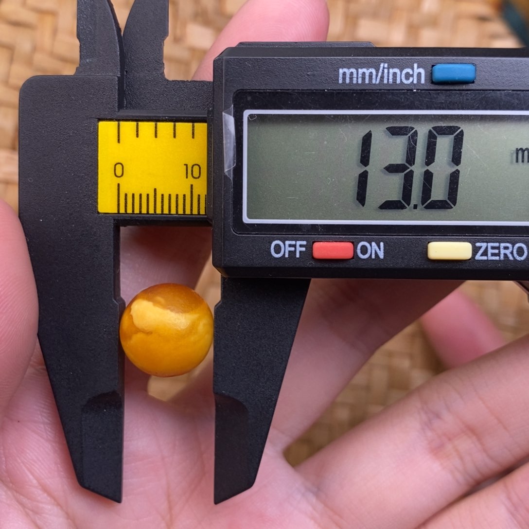 未镶嵌琥珀裸石糖****丶蜜蜡T