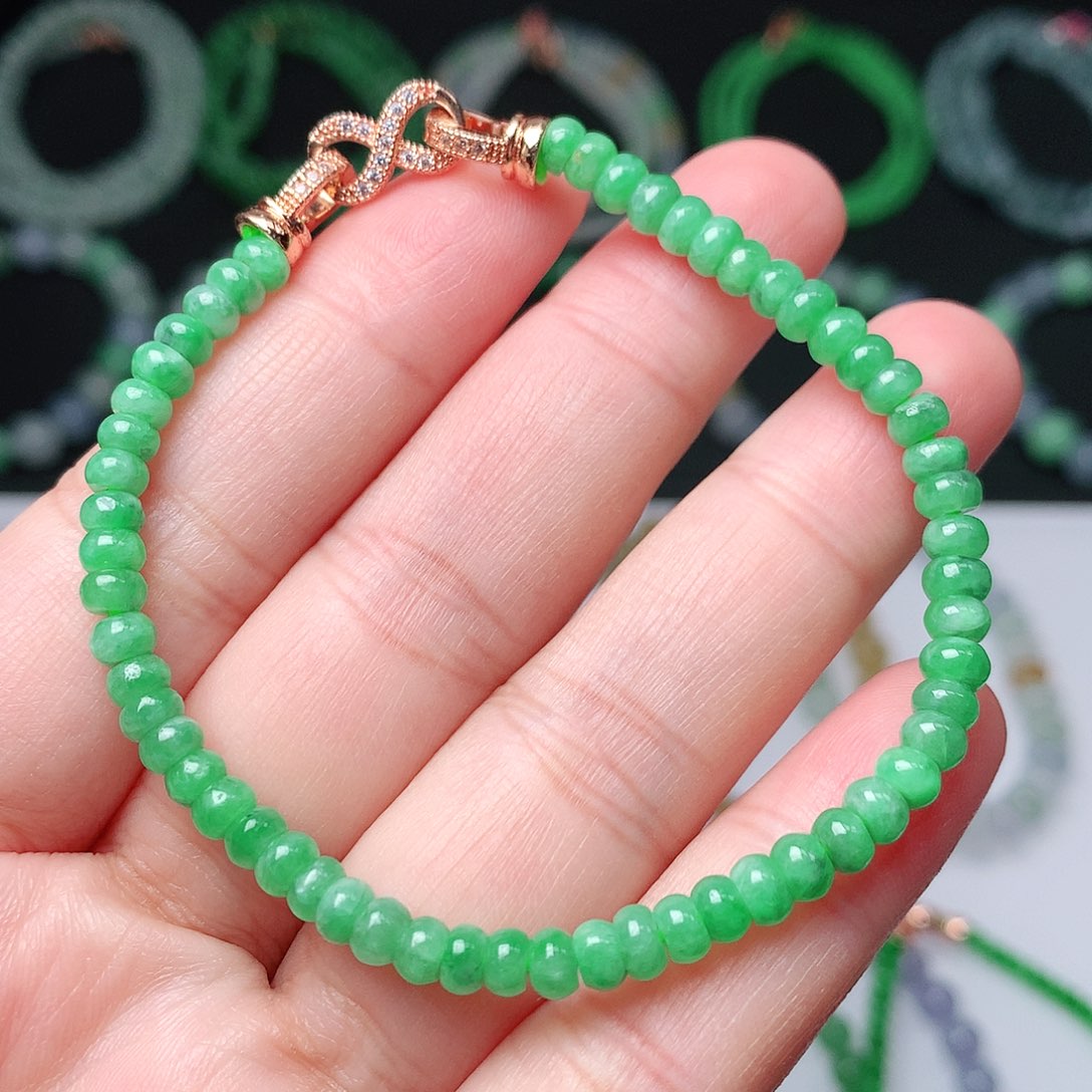 翡翠手链未镶嵌翡翠