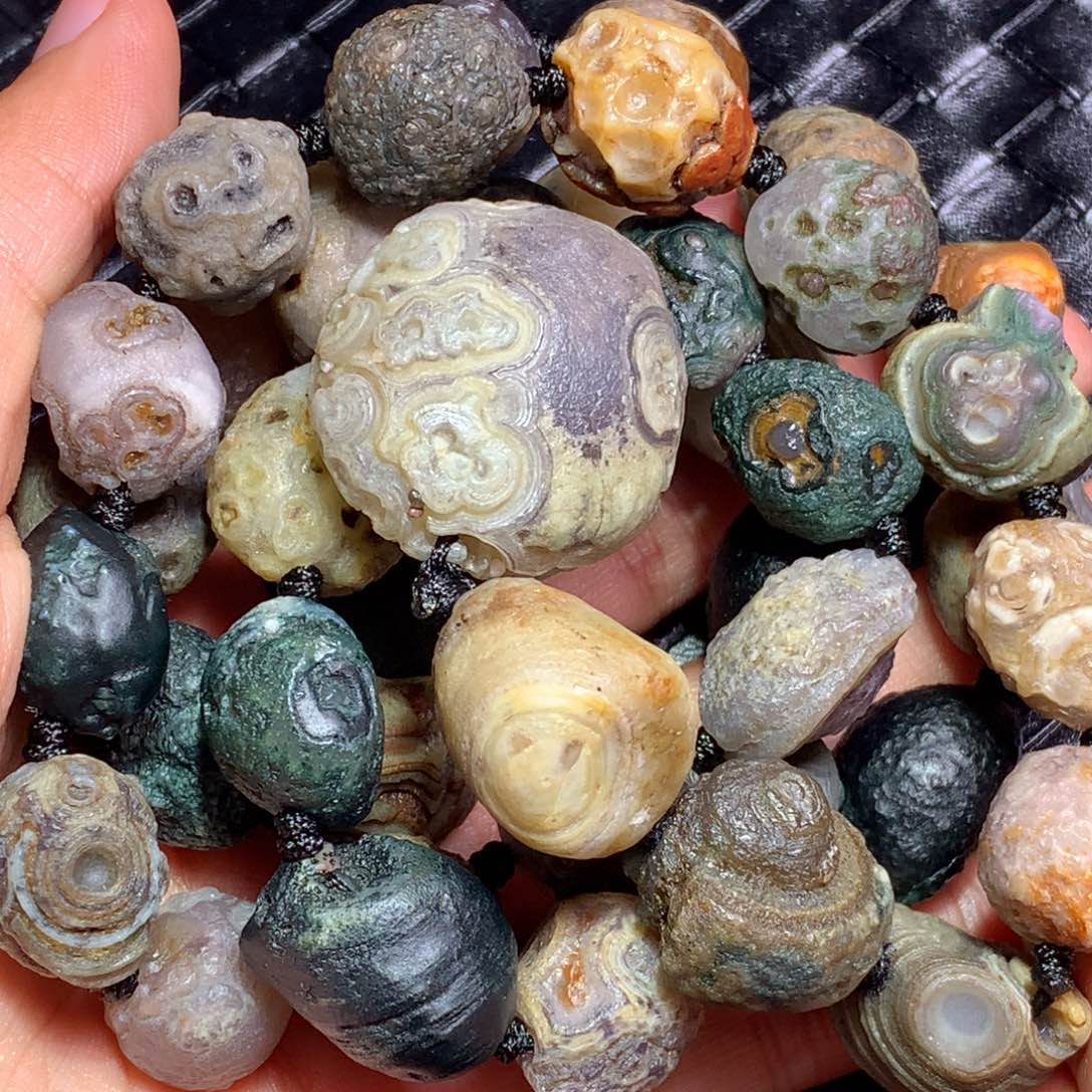 未镶嵌玛瑙/玉髓珠宝半成品