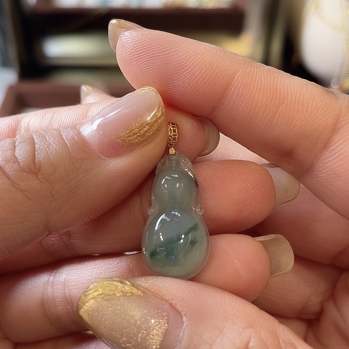 翡翠颈饰18K金镶嵌葫芦