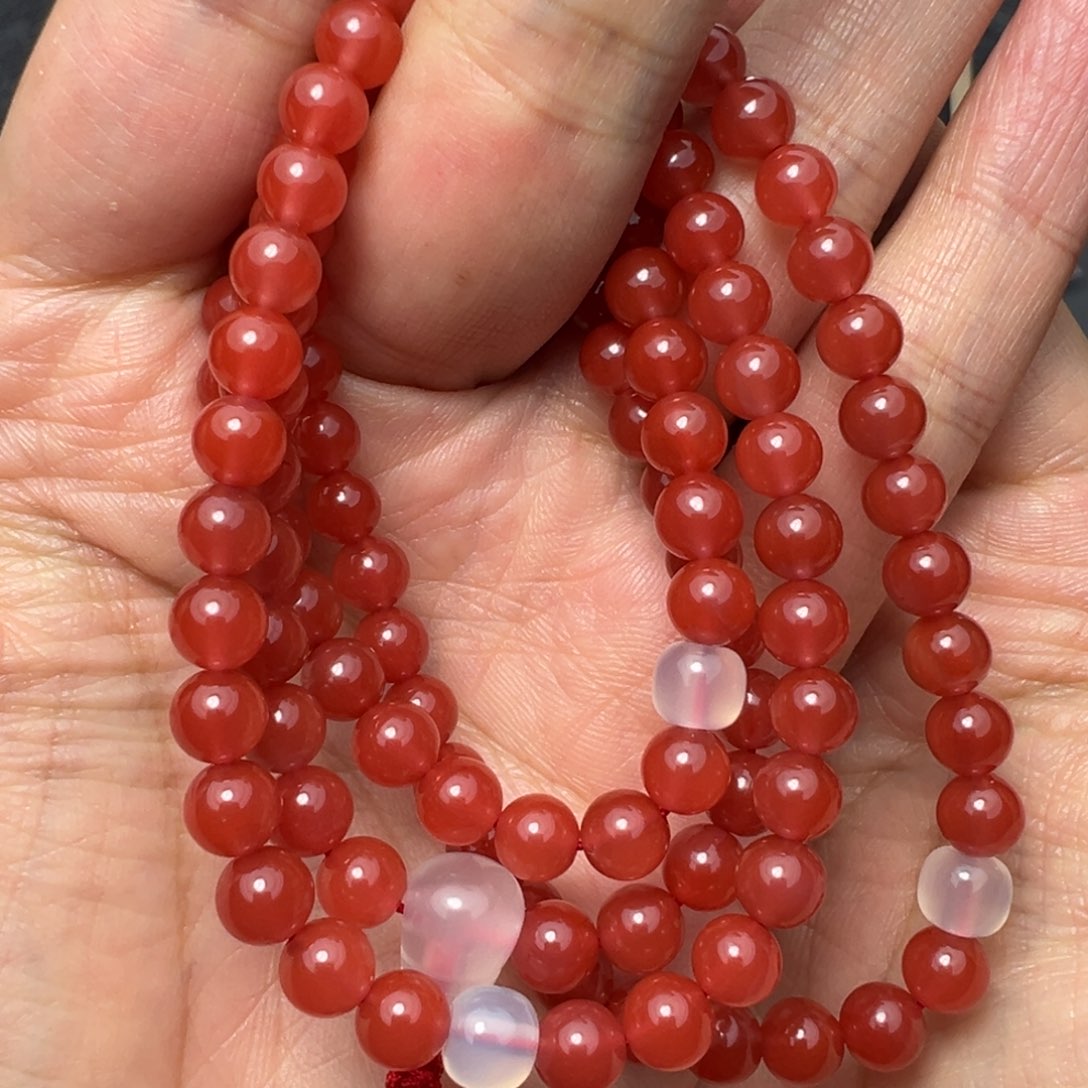 南红玛瑙颈饰未镶嵌