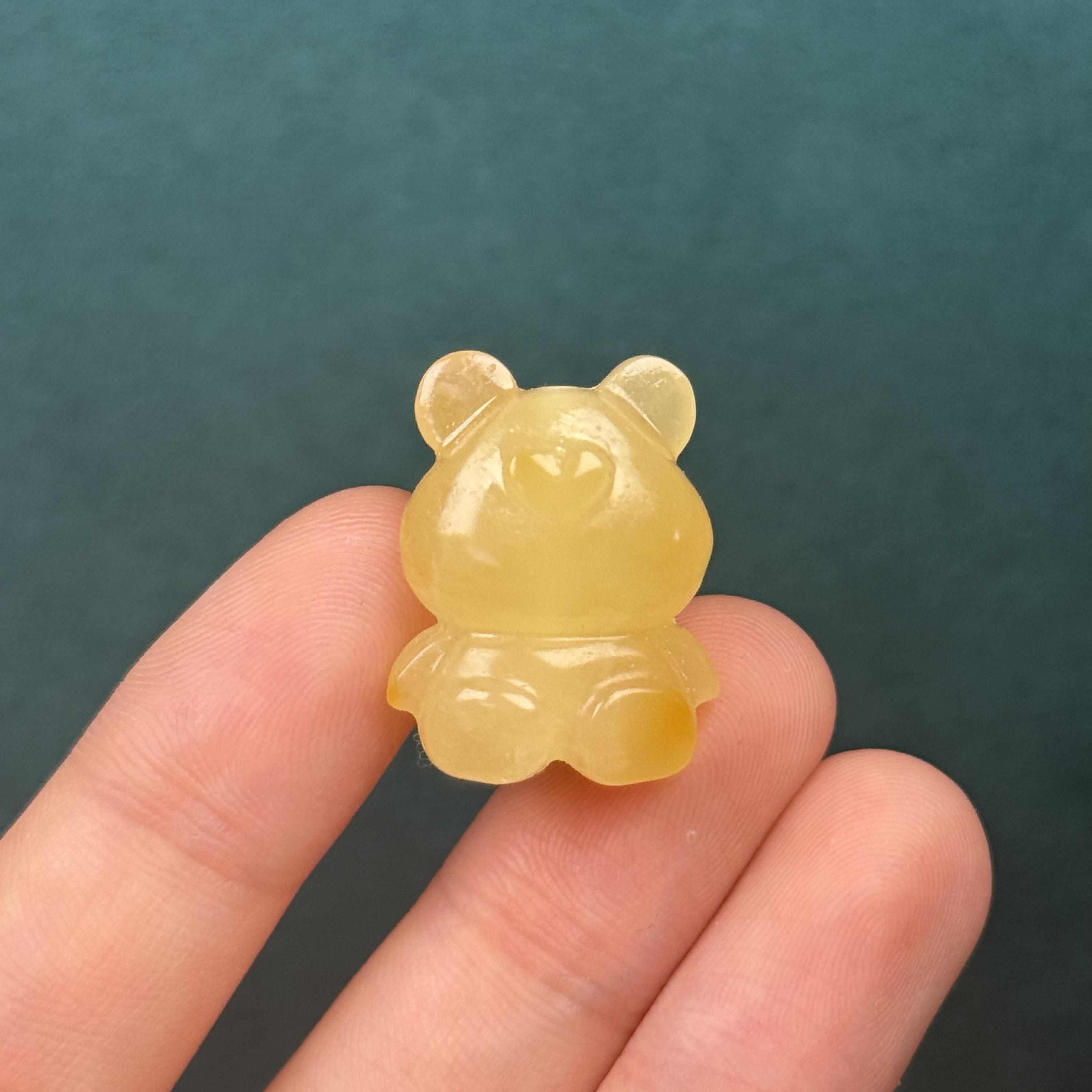 K9561天然原矿蜜蜡 雕刻小熊19*24*11mm 支持鉴定假一罚十