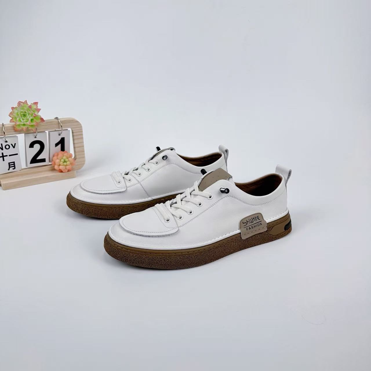 小强家男鞋  运动休闲潮流百搭板鞋（A821-32-1）（0423N82689W-01）