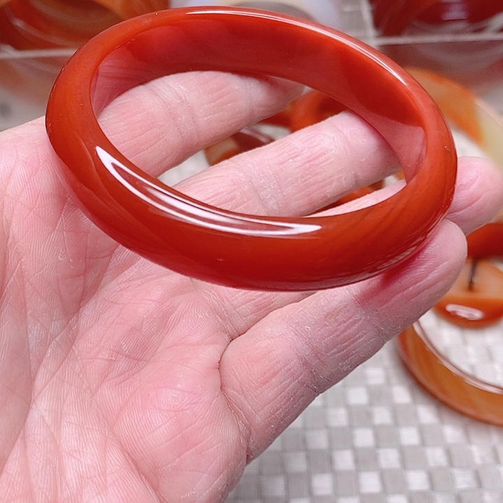 玛瑙/玉髓手镯未镶嵌