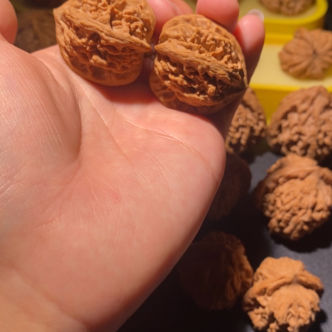 文玩核桃吊坠单**斌麒麟