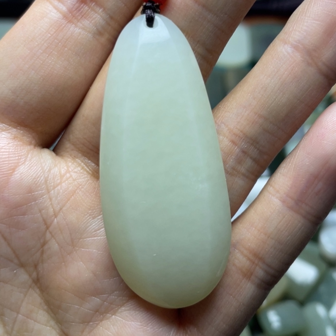 【闪购商品】颈饰未镶嵌和田玉