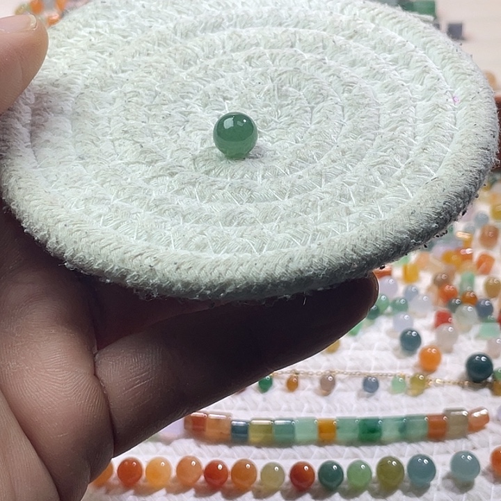 翡翠散珠未镶嵌定制翡翠卡9.5