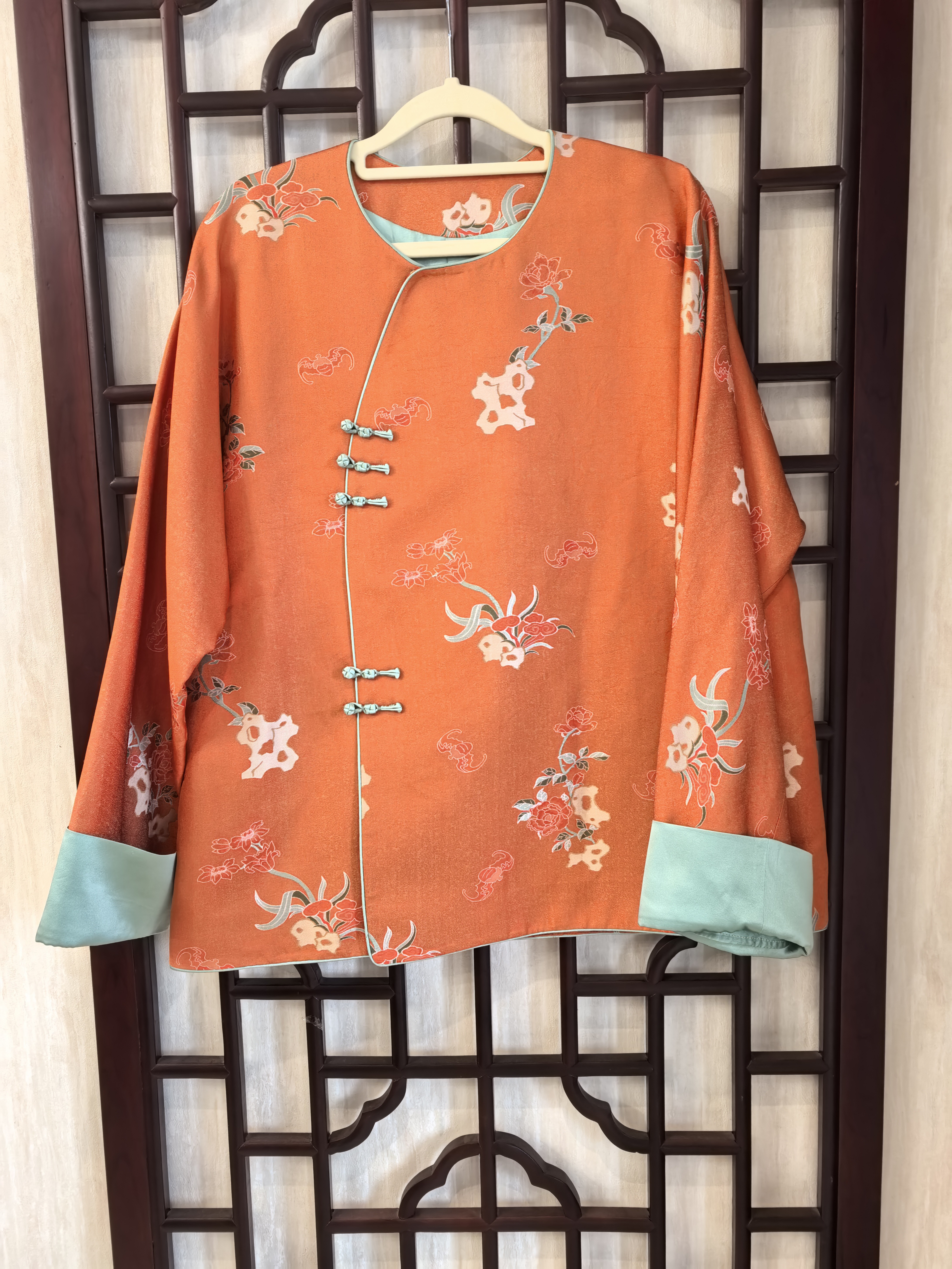 山石牡丹宋锦斜襟中式外套