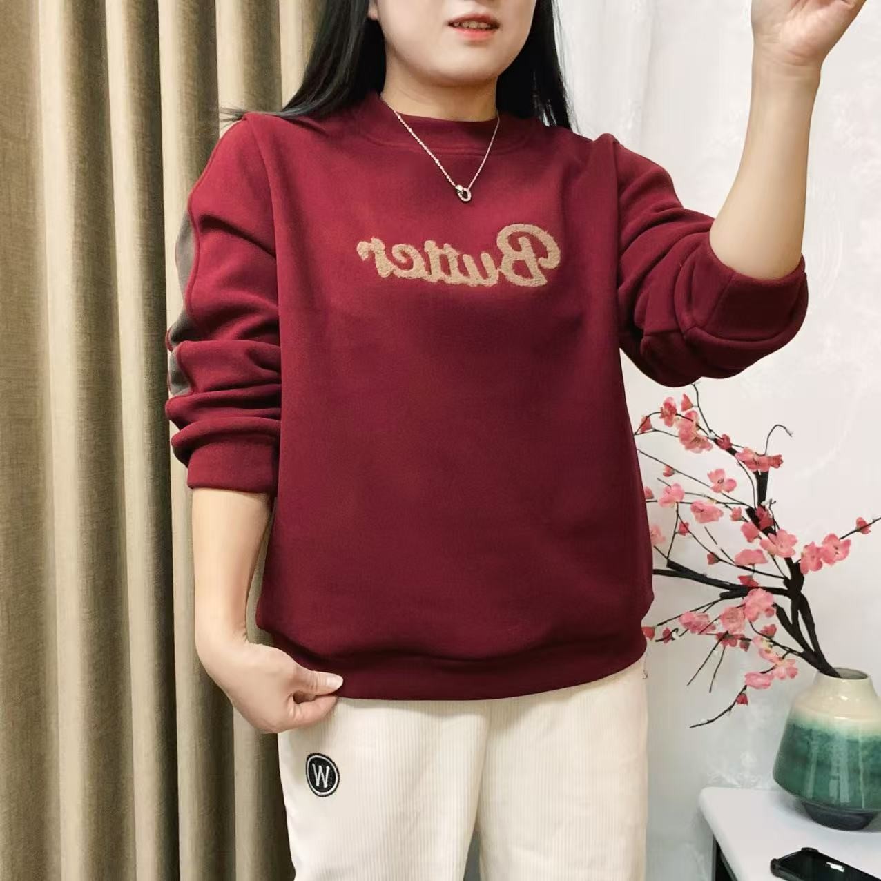 加绒保暖显瘦时尚妈妈卫衣正肩拼接袖洋气减龄宽松半高领女士卫衣