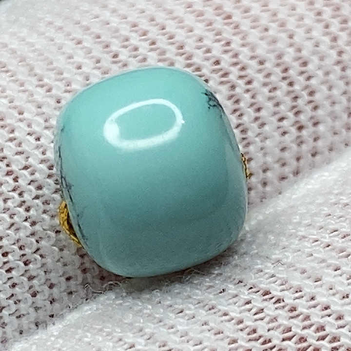 绿松石未镶嵌天然原矿 地大质检9×7.7mm