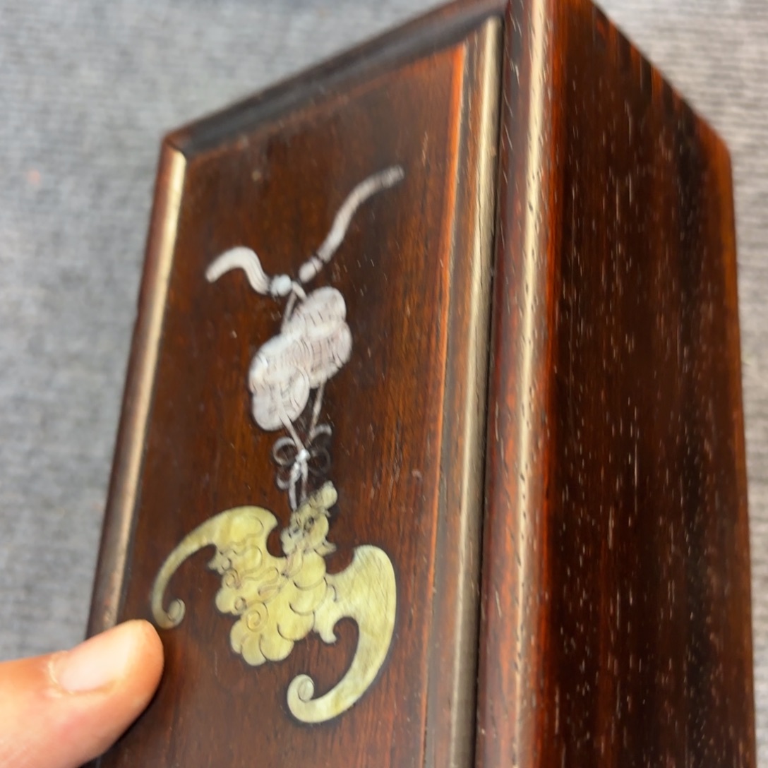 木小叶紫檀独板收纳盒