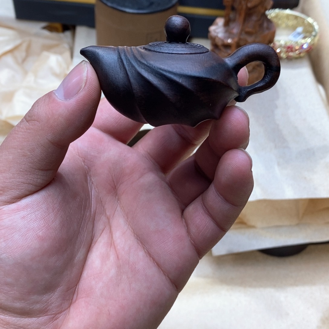 大叶紫檀（黑酸枝木类）