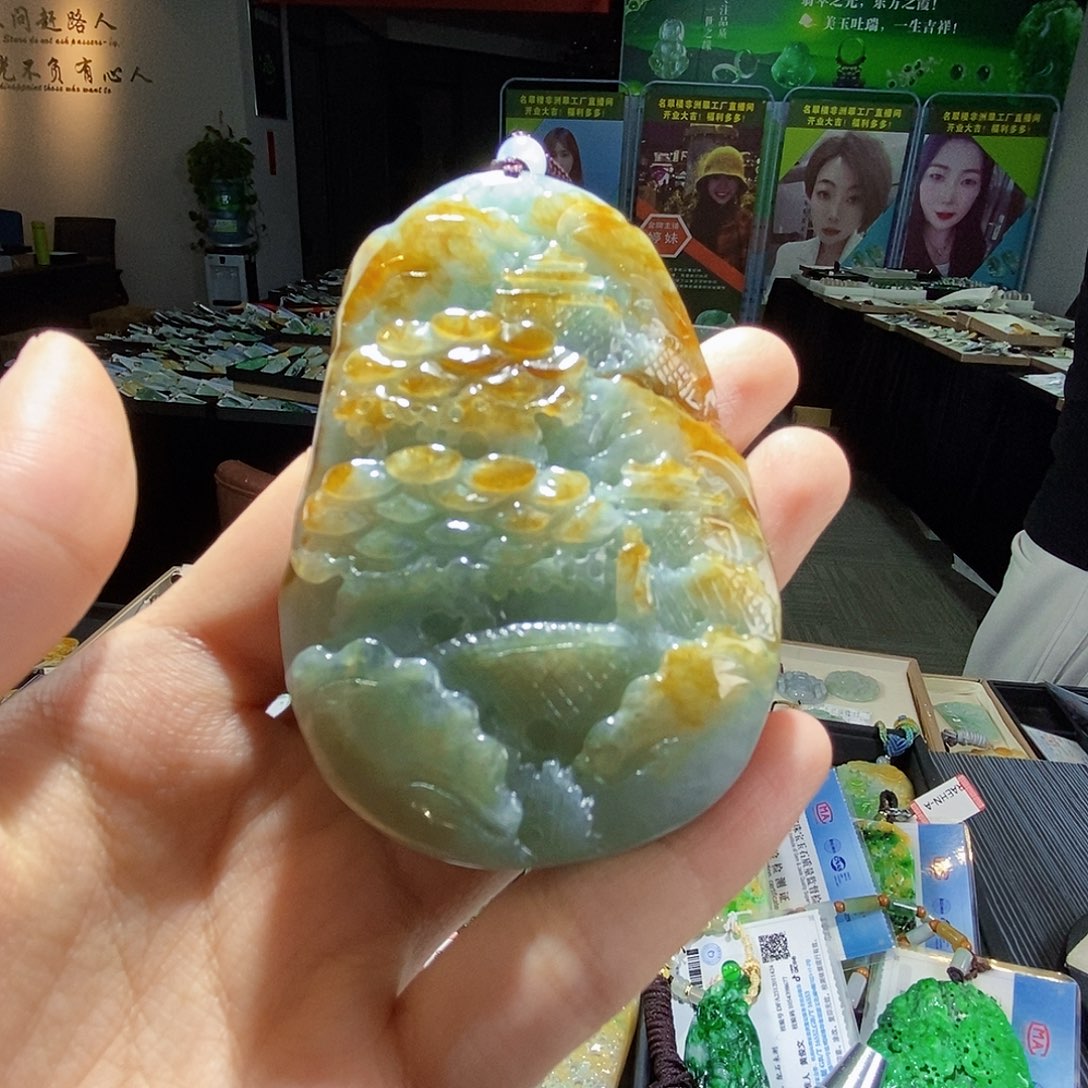 颈饰未镶嵌翡翠翡翠