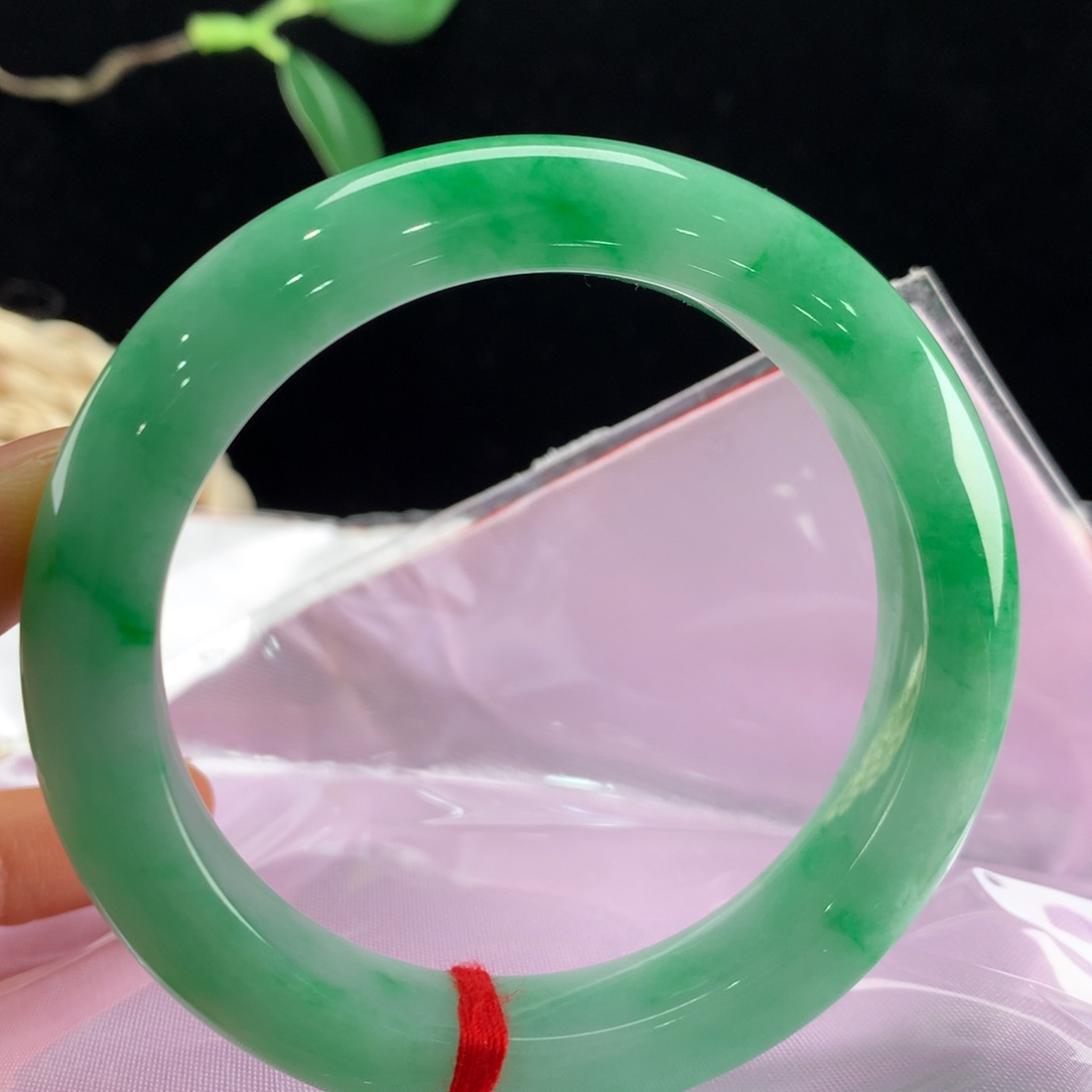 翡翠手镯未镶嵌111-0673