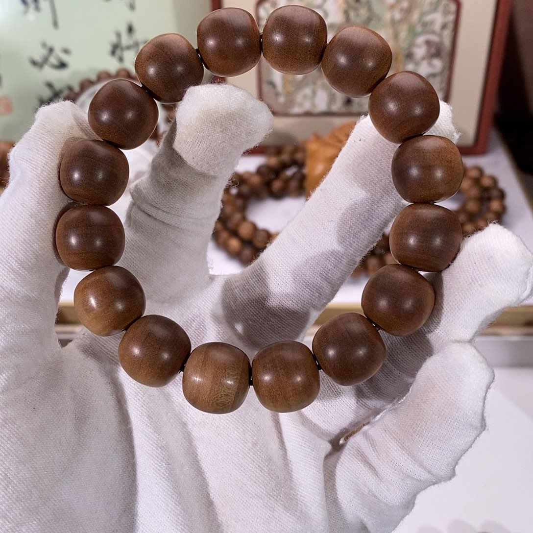 吴***人手串/手链檀香木横纹黑肉1314树心福利