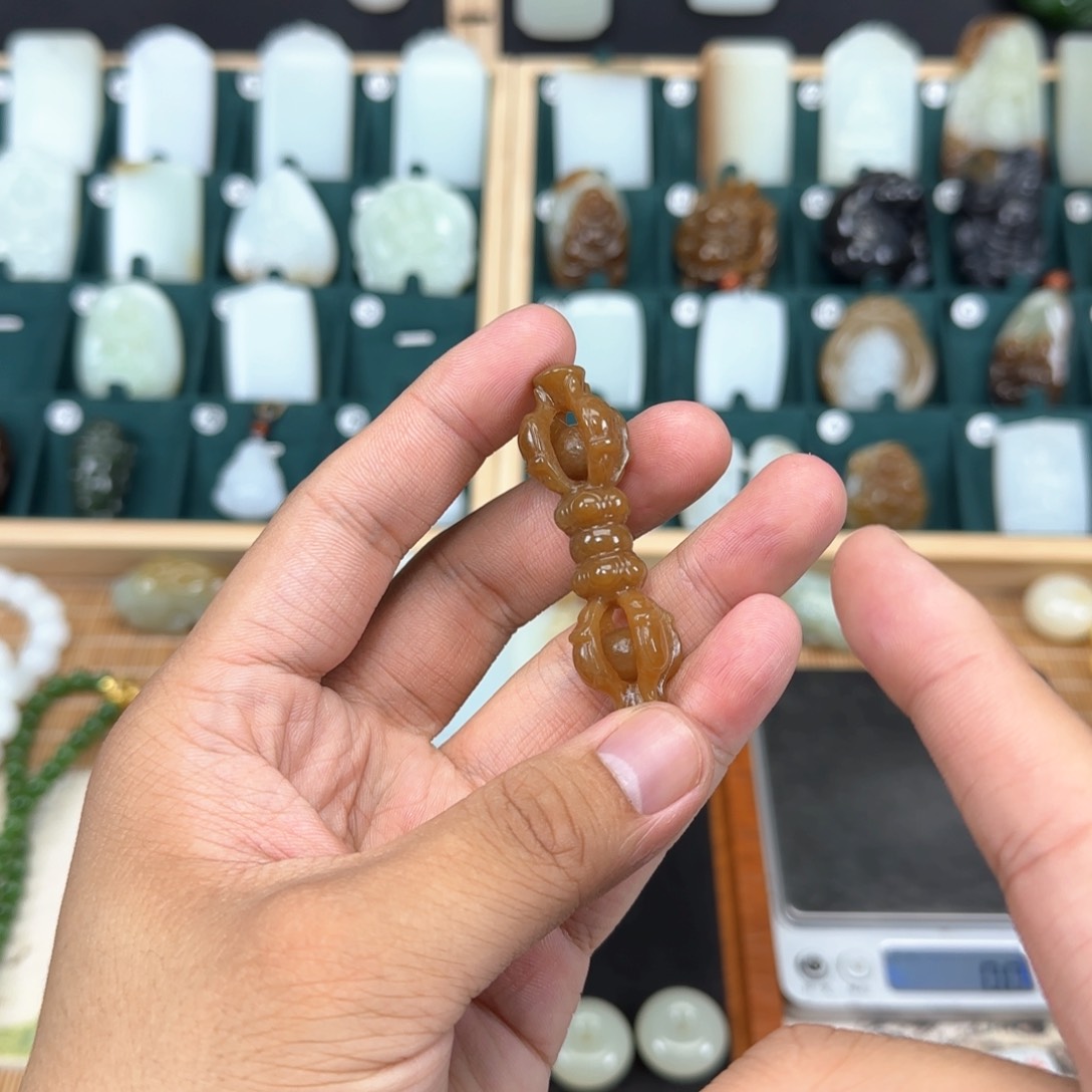 和田玉挂件未镶嵌