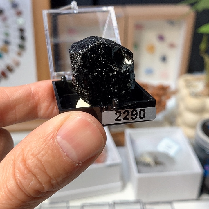 2290 三水矿物标本摆件