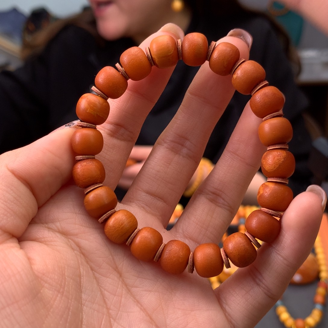 蜜蜡手串未镶嵌天然