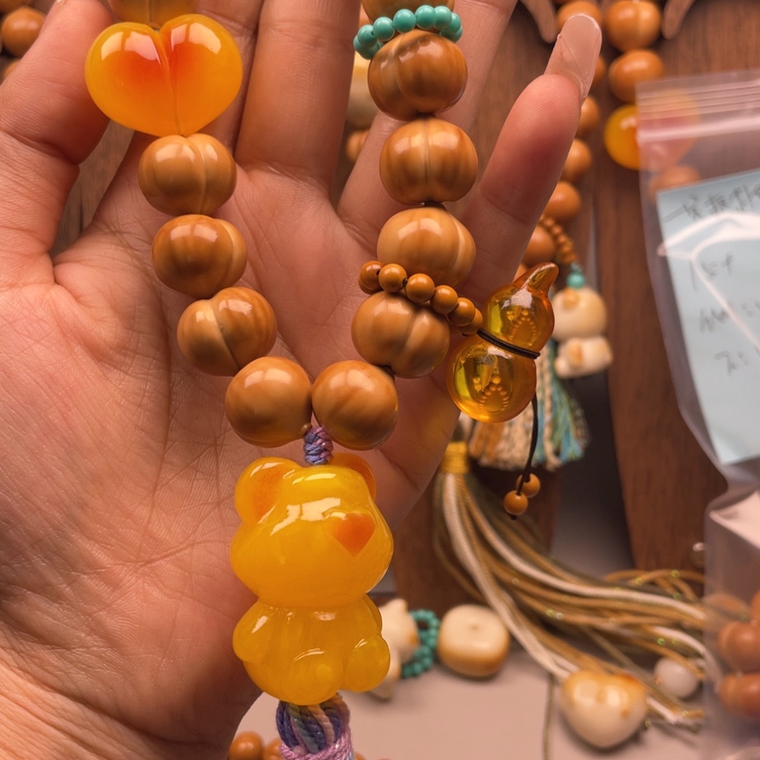 柴***矿猴头核桃吊坠全品无暇毕业级爱心屁桃16.3尺寸大满贯