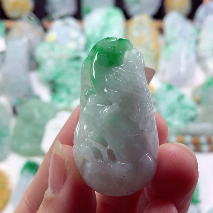 【闪购商品】翡翠吊坠(不含链)未镶嵌