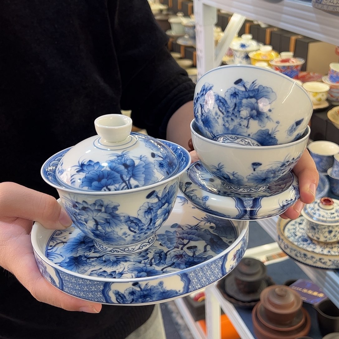 盖碗很漂亮我很喜欢