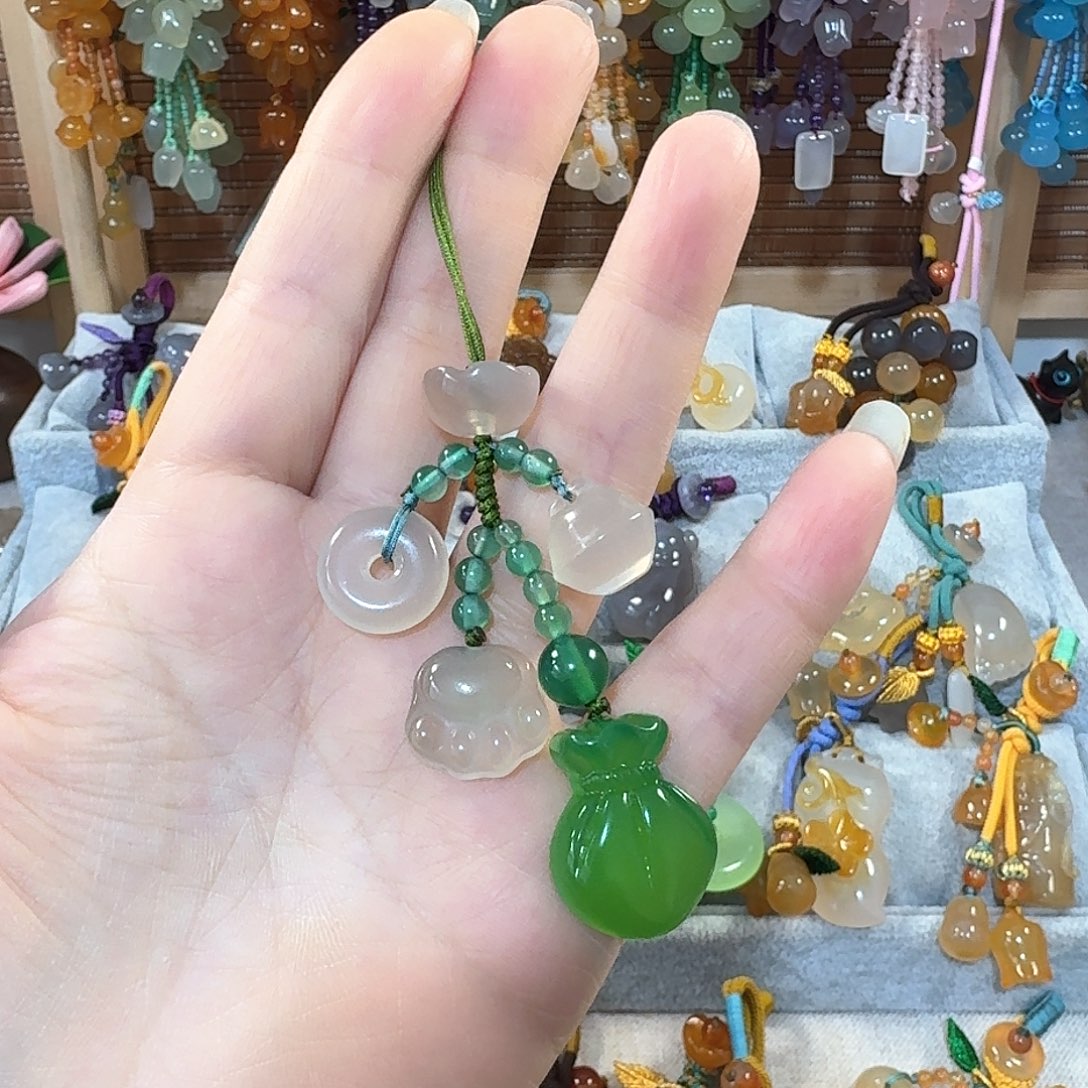 玛瑙/玉髓挂件未镶嵌