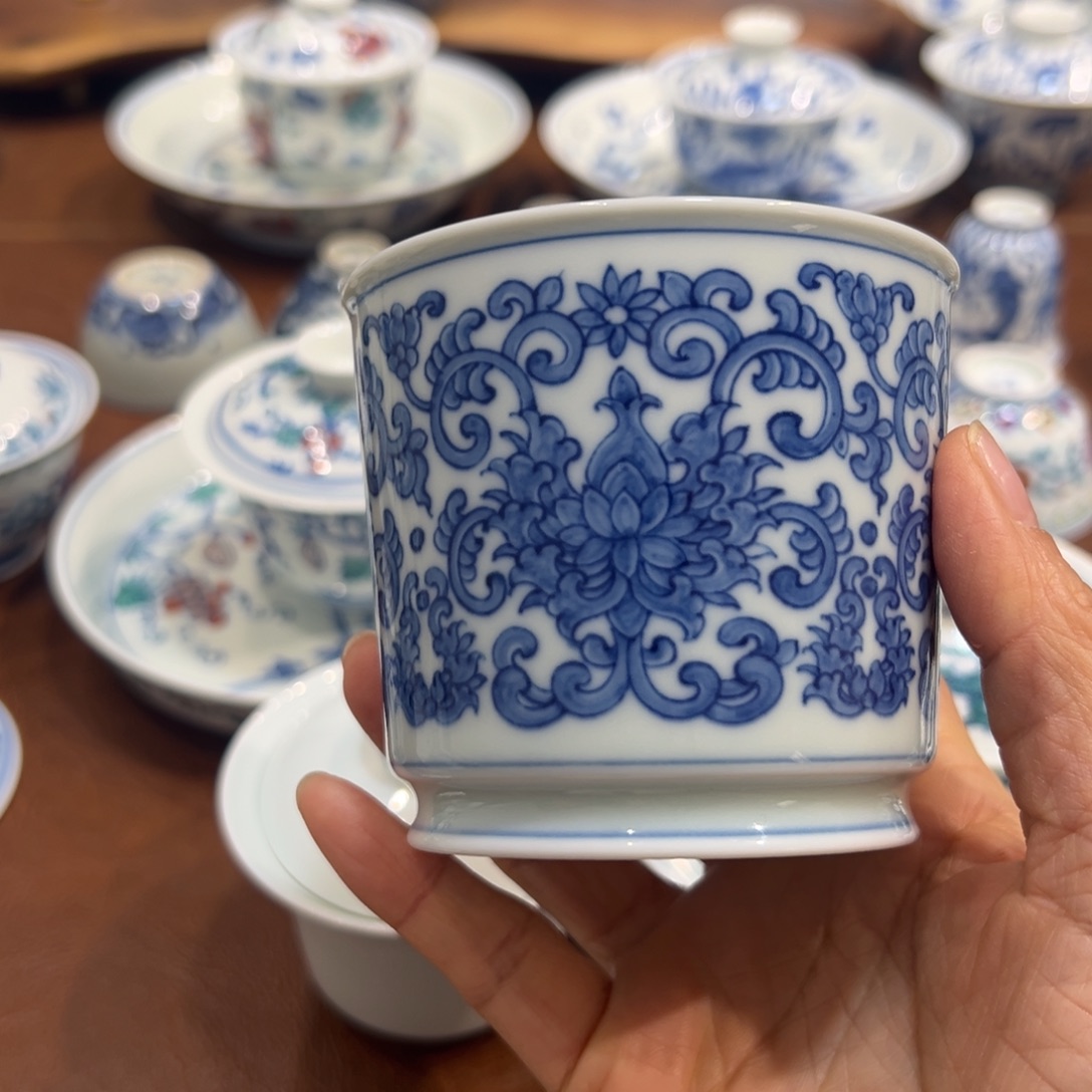 谷***谢青花金刚佛莲容天