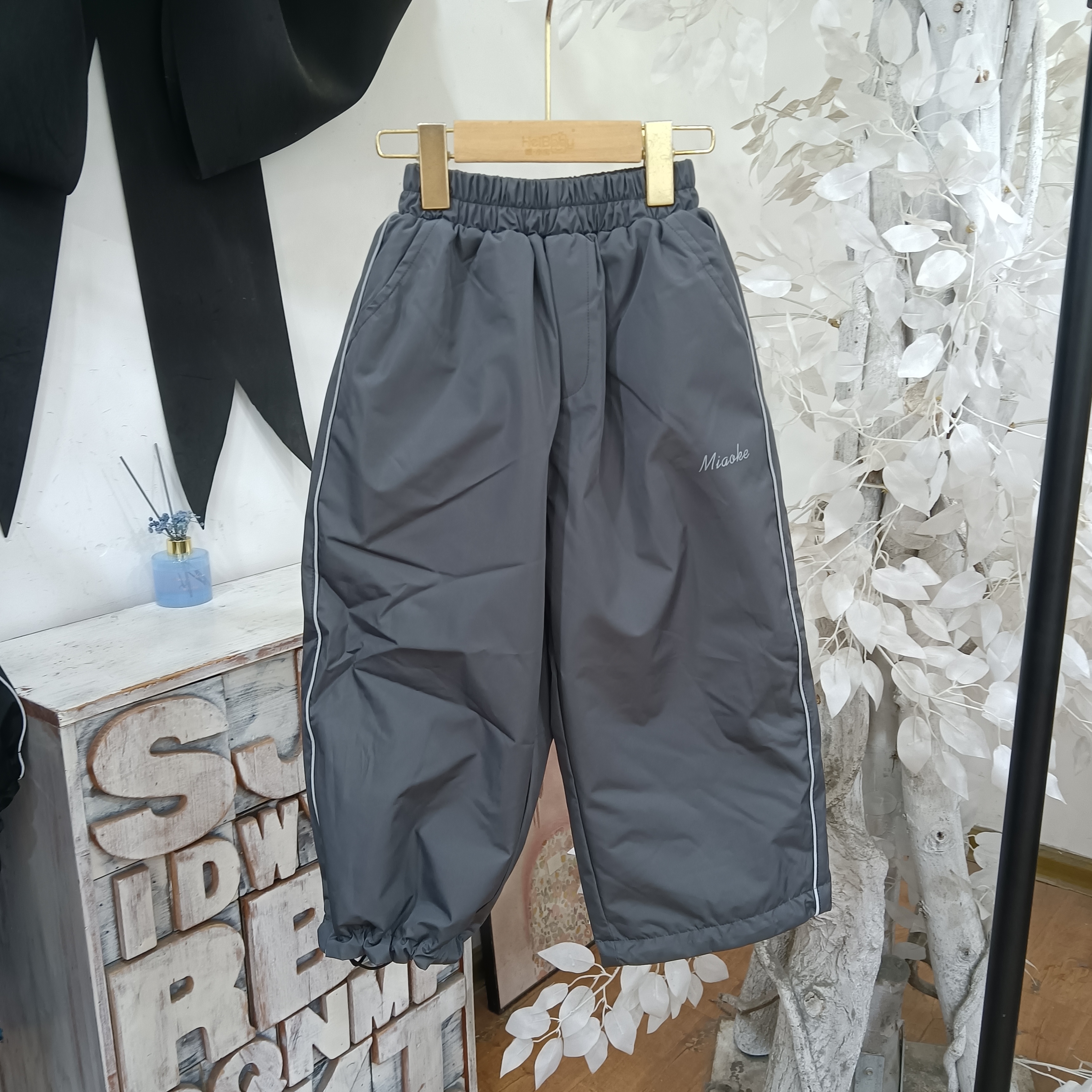 A087灰色防风休闲羽绒裤/喵可喵可