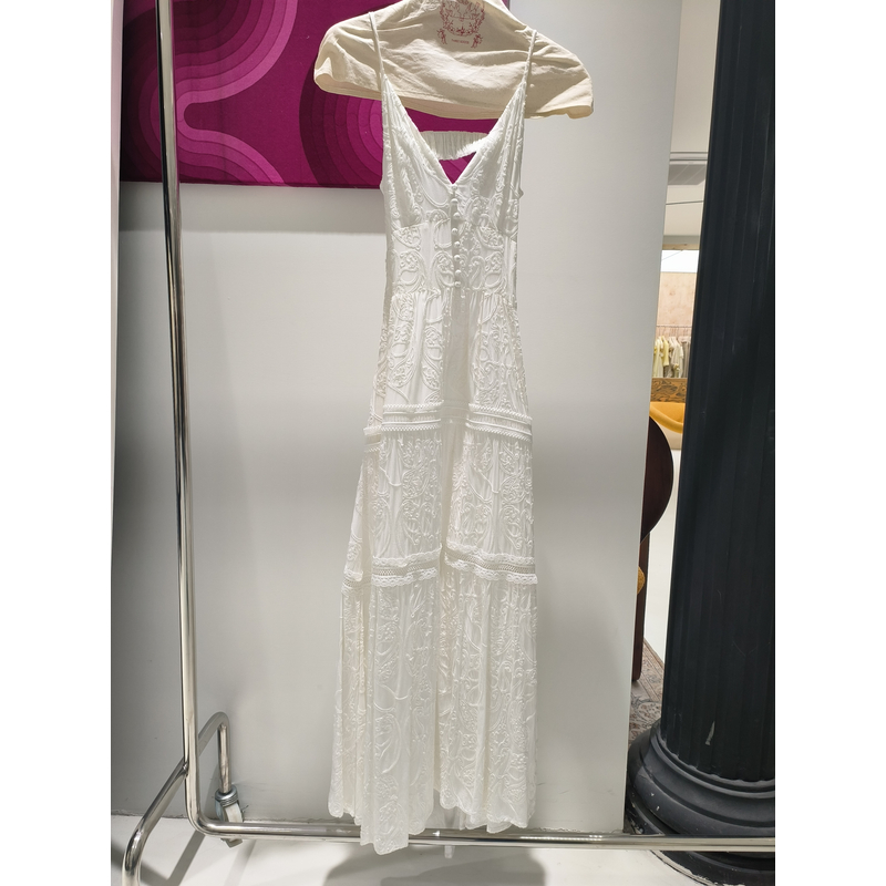 THREE GOOOD/三吉腰部镂空吊带连衣裙 SQ230052