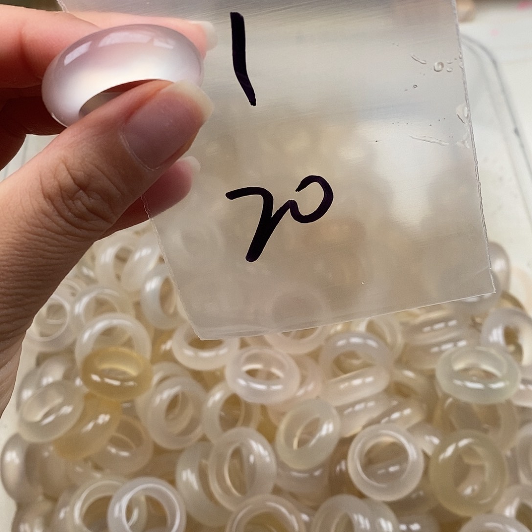 未镶嵌戒指玛瑙/玉髓