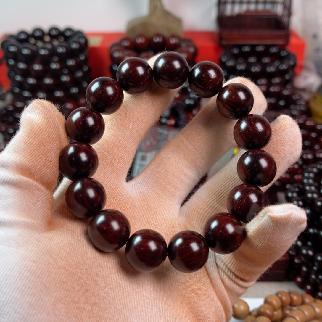 小叶紫檀手串/手链1.5高油密带星