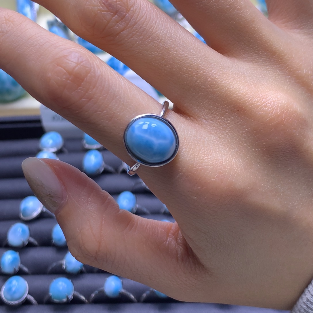 针钠钙石（海纹石）未镶嵌戒指蛋面戒指色差略异