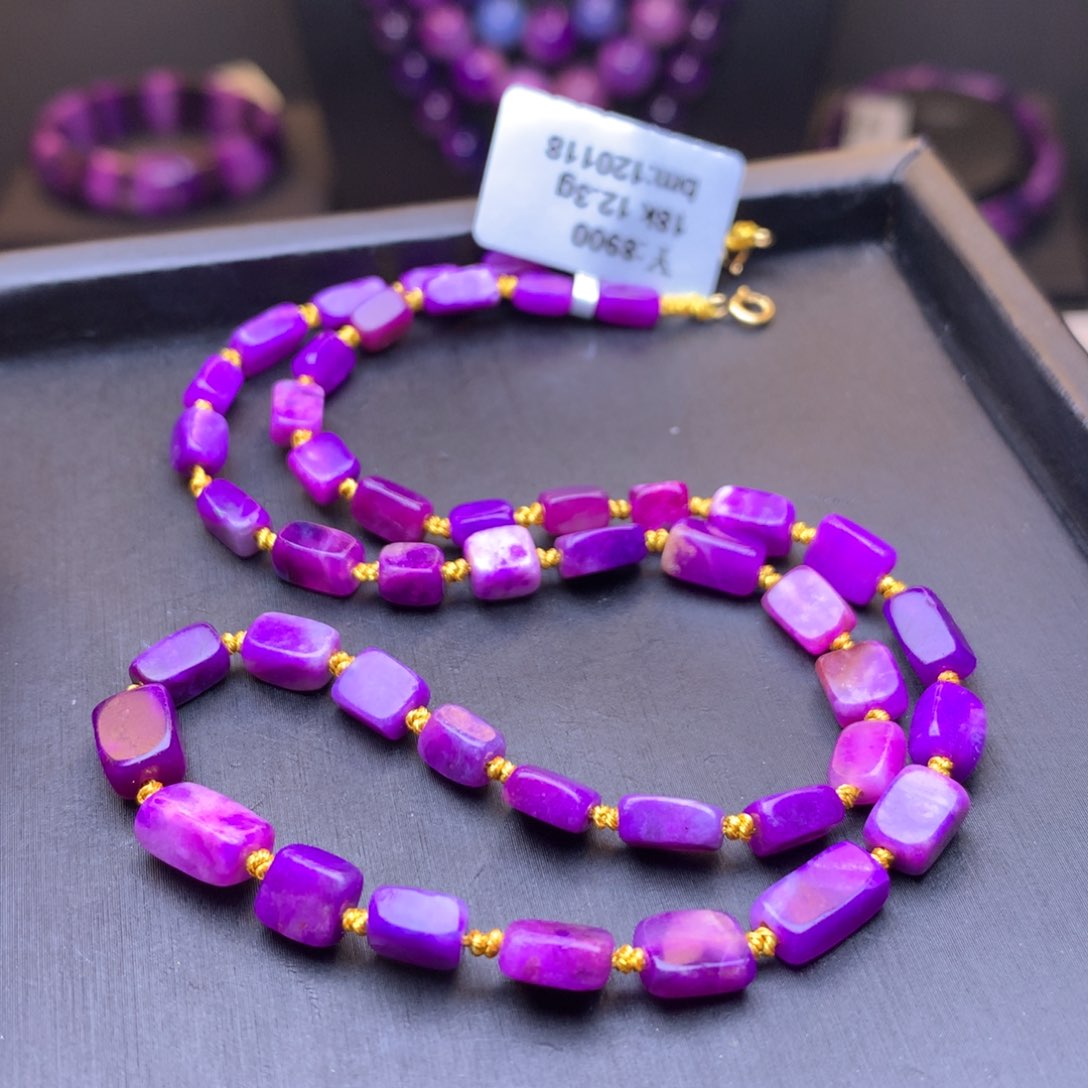 苏纪石（舒俱来）项链18K金镶嵌