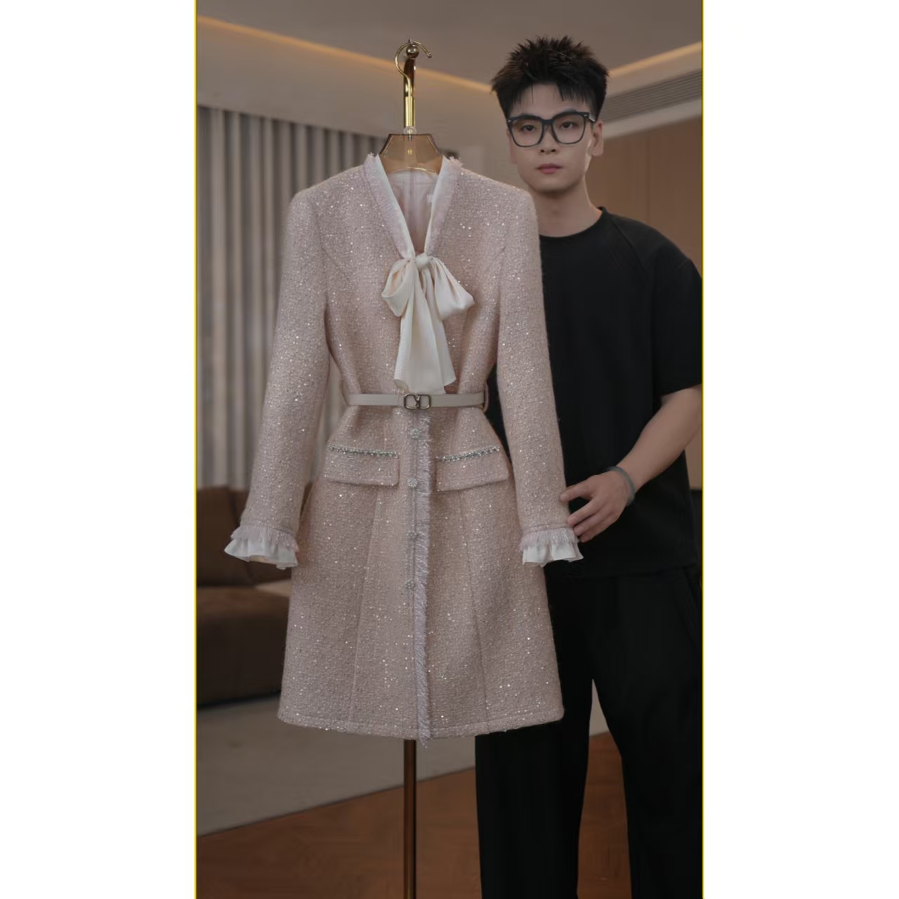 【新款上新】2327品牌女装气质显瘦高定长袖连衣裙